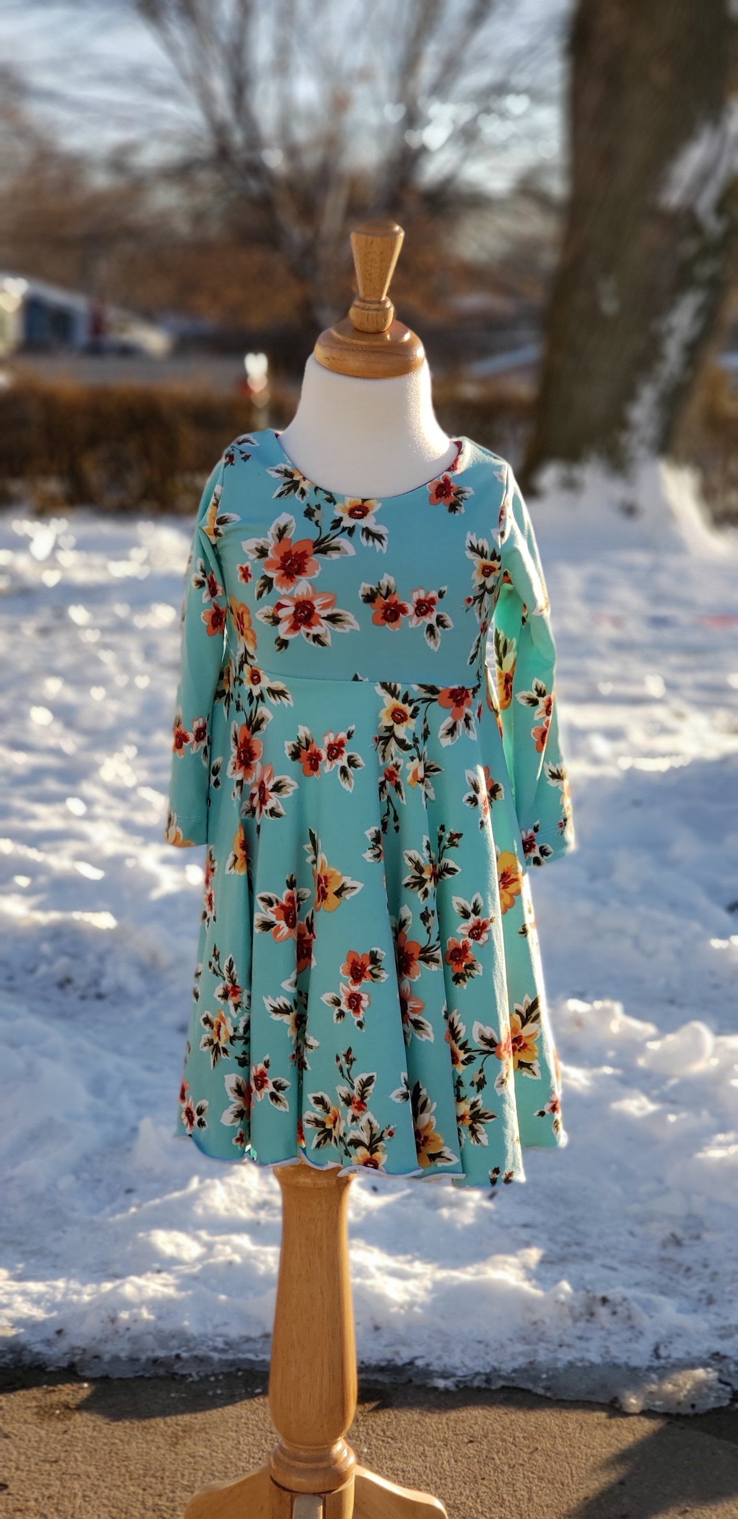 3T sky blue and maroon dress