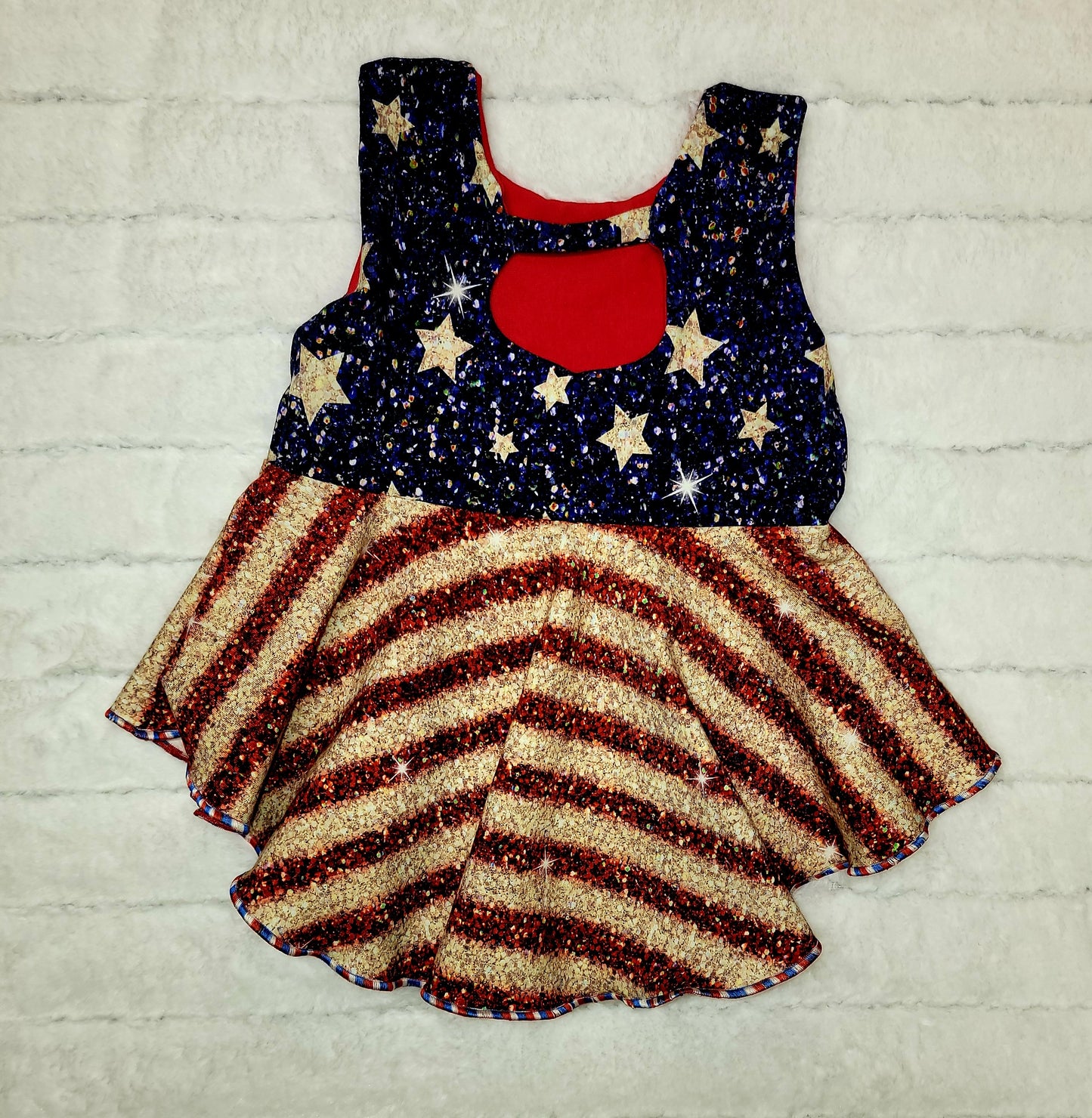2T faux flag keyhole tank