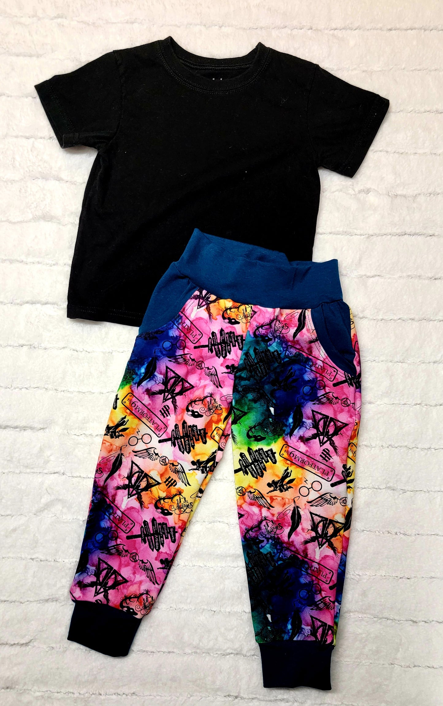Colorful HP smoke joggers